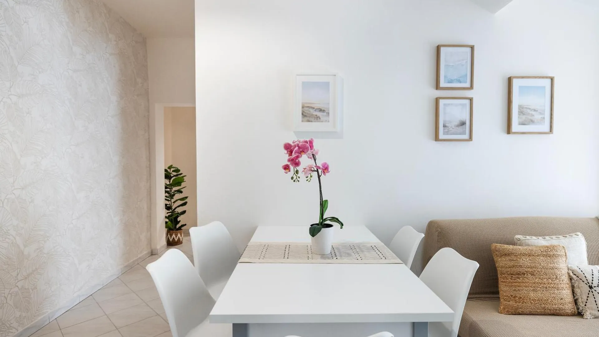 Sanidea Appartamenti - Casa Smeraldo ريتشيوني